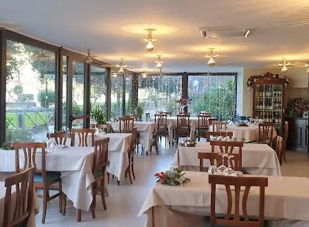 Hotel Locanda Da Otello Marta
