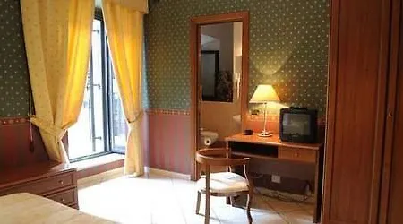 Hotel Da Otello Marta